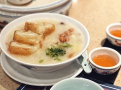 荔湾艇仔粥-点都德(春熙路群光广场店)