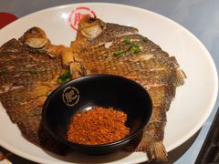 -肥肥虾庄·金牌油焖大虾(东湖欢乐谷店)