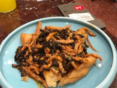 老油条的鱼香肉丝-新白鹿餐厅(爱琴海购物中心店)