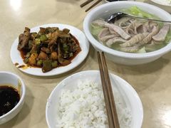 -天一沾水肥肠(科园一街店)