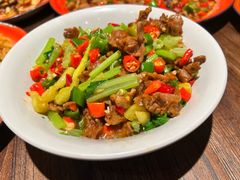 -泥糊破店川菜小酒馆·夜宵(徐家汇店)