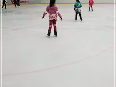 -陈露国际冰上中心(天津嘉里汇店)