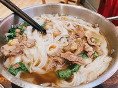 翘脚牛肉粉加手撕鸡套餐-小满手工粉(上海月星环球港店)