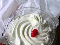 -红宝石·鲜奶小方·海派西点房(金杨店)