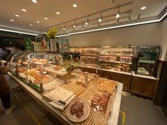 面包甜点陈列柜-仟吉KenGee(兴荣街店)