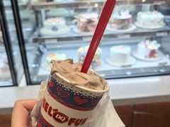 暴风雪系列-DQ·蛋糕·冰淇淋(手工定制蛋糕SM广场店)