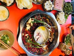 -周幺妹重庆老火锅(银泰城总店)