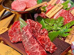 -铭牛烧肉·和牛海鲜自助(高新月牙湖店)