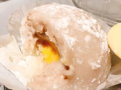 咸蛋黄芋泥大福-巴黎贝甜(龙之梦购物中心虹口店)