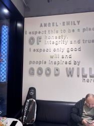 -EMILY 艾米莉 烫染沙龙