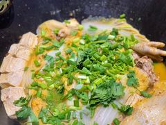 -老刘生态大鱼坊铁锅炖鱼(赛马场店)