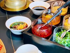 -鼎泰亨·海鲜牛肉餐厅(滨江店)