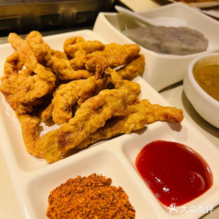 海底捞庆生太欢乐了，哈哈哈哈[加油]