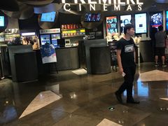 -百美汇影城(LUXE嘉里中心店)