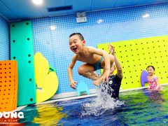 -龙格亲子游泳俱乐部(泊富中心)