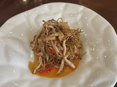 -天外天美食广场(哈尔滨路店)