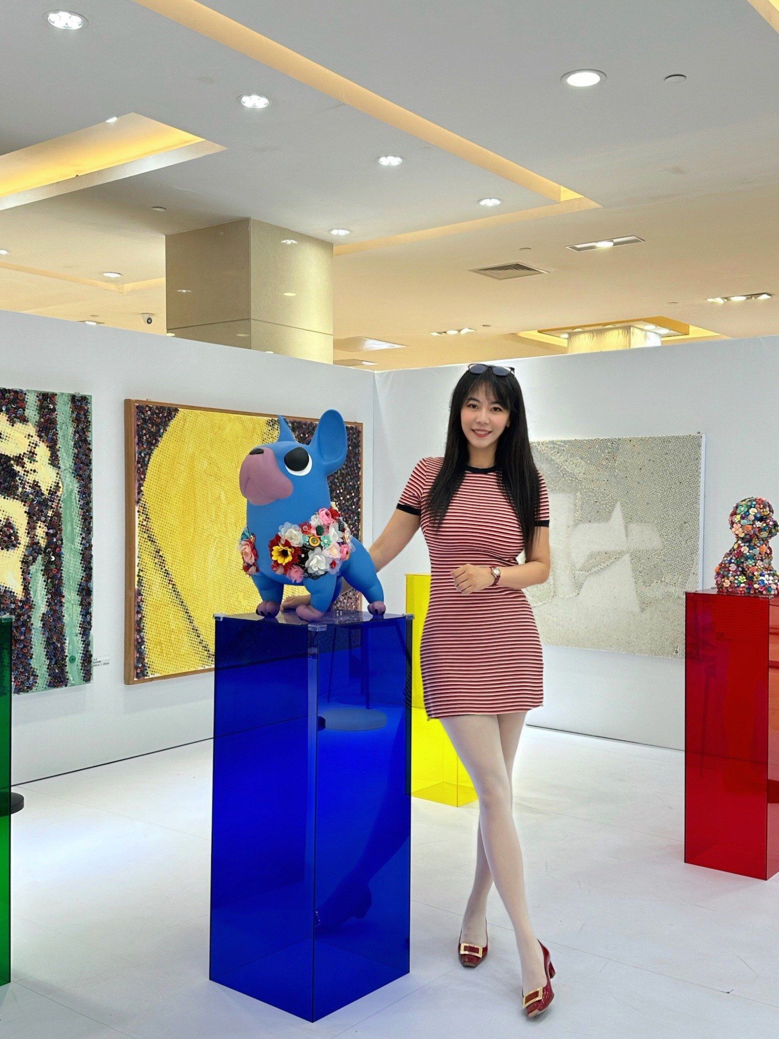 和闺蜜逛街偶遇了一场可爱展览
来自艺术家杨倩的 时间的镶嵌 
