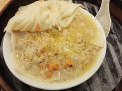 蚧黄大汤包-龙咆汤包·手工现包小笼(拱北口岸店)