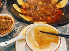 -三里屯土灶炖公鸡地锅鸡(江东店)