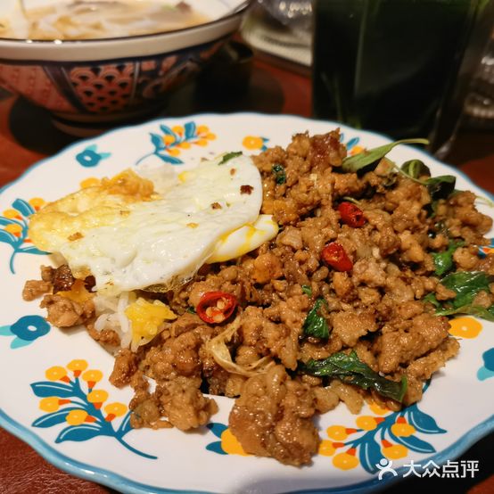 茶浓烟东男亚美食(兴安南路店)