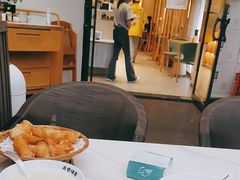 -弄堂咪道-饭香·面香·馄饨香(汇锦广场店)