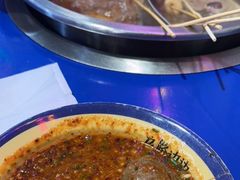 -马路边边火锅串串(观前街店)