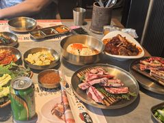 -草家酱蟹炭火烤肉店(珲春南路一店)