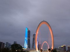 -南京眼步行桥