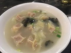 虾肉小馄饨-王家沙点心店(南京西路总店)