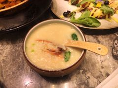 -稻鲜记潮汕砂锅粥
