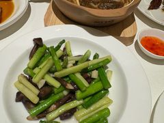 鸡枞菌炒芦笋-铭家点心(万象城店)