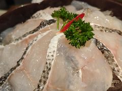 -尚尚仙·酸汤猪手·猪肚鸡火锅(华联万柳购物中心店)