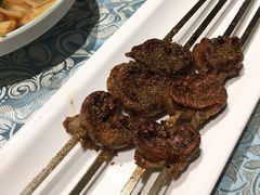 烤羊腰子-巴扎美食·新疆菜·西域歌舞表演餐厅(新疆大厦店)