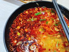 酸菜粉-牵人麻辣粉(粉巷店)