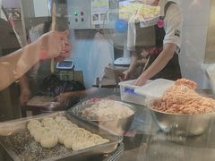 -小杨生煎(浦江欢乐颂店)