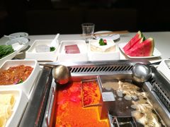 -海底捞火锅鲜切牛肉主题店(长寿路店)