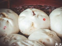 杏鲍菇肉包-百年德园(侯家塘店)