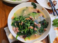 -金枝玉叶上海人家食府(三里河店)