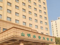 -山明水秀大饭店