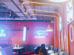 -钢管厂五区小郡肝串串香(滨江店)