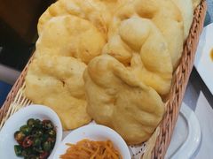 油饼咸菜-忆江南酒店(交通大学咸宁路地铁站店)