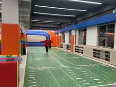 -悦动体能篮球羽毛球网球(三里河店)