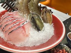 -红鼎豆捞·非遗鲍皇汤火锅(宝丰路店)