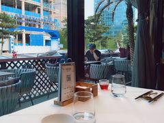靠窗位-沿途四季·云南菜(建外大街店)