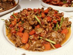 -辣小妮de川菜馆(红旗Mall店)