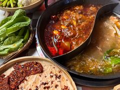 -赵美丽·重庆社区火锅·直营店(火车东站·中豪国际店)