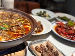 -杨氏青龙虾·吃蟹季(金盛路总店)