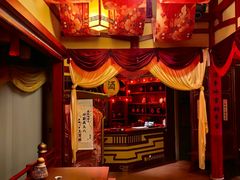 -暴风岛沉浸式体验馆(百联世纪店)