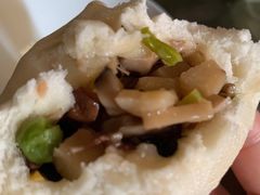 -白玉兰食品(汇联商厦店)
