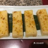 本来想买八折充值卡的，在服务员的推荐下买了代金券